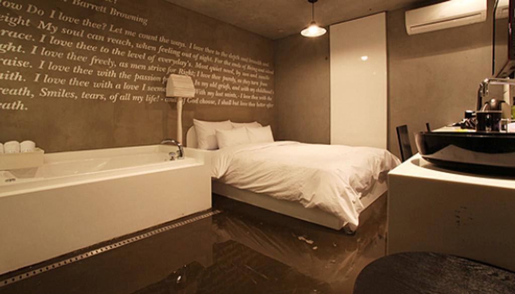 Hotel Pop2 Jongno Seoul Room photo
