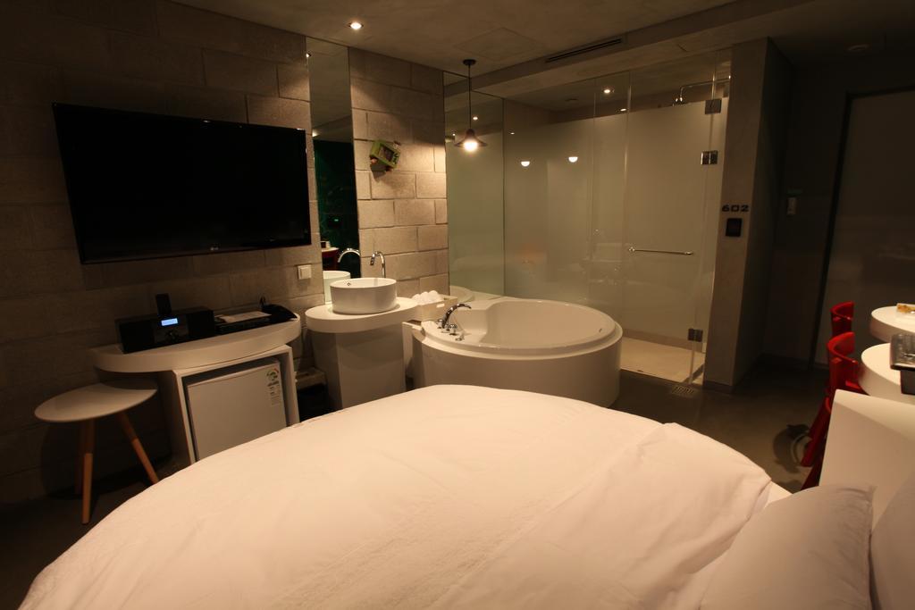Hotel Pop2 Jongno Seoul Exterior photo